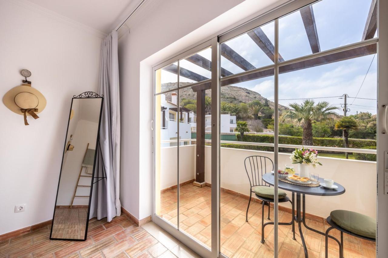 Coolhouses Luz, 3 Bed Linked House, Shared Pool, A Stone'S Throw Of The Sea, Casa Sirrah Zewnętrze zdjęcie