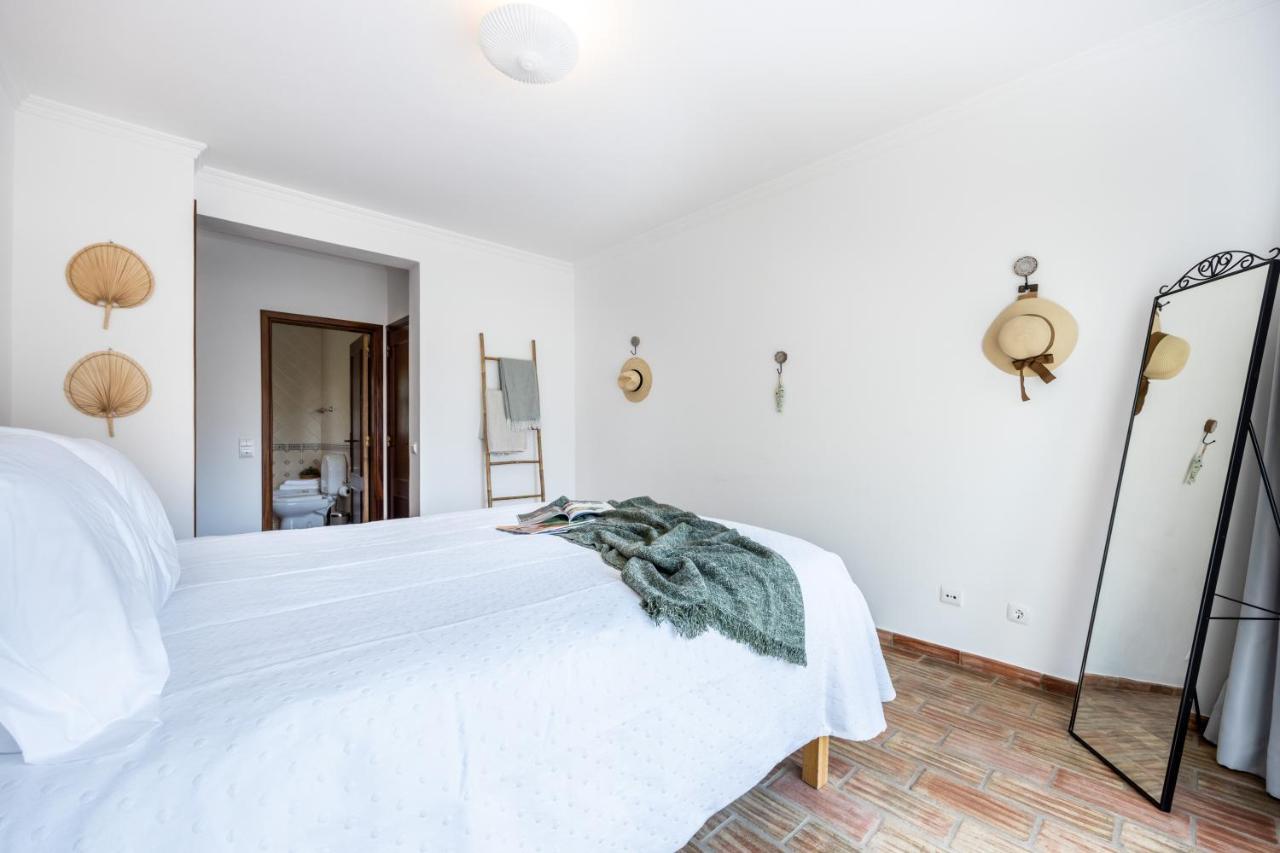 Coolhouses Luz, 3 Bed Linked House, Shared Pool, A Stone'S Throw Of The Sea, Casa Sirrah Zewnętrze zdjęcie